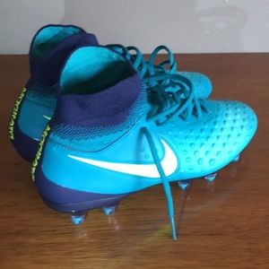 Nike Magista Soccer Cleats